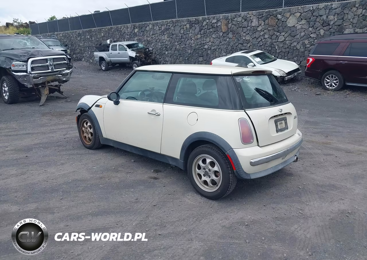 2003 Mini Cooper VIN:WMWRC33493TE15643 - 3