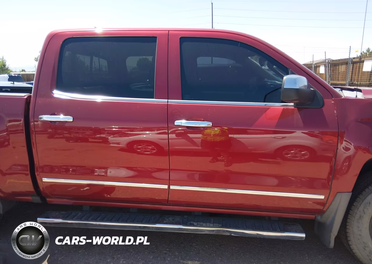 2018 Chevrolet Silverado 1500 High Country VIN:3GCUKTEJ7JG153602 - 14