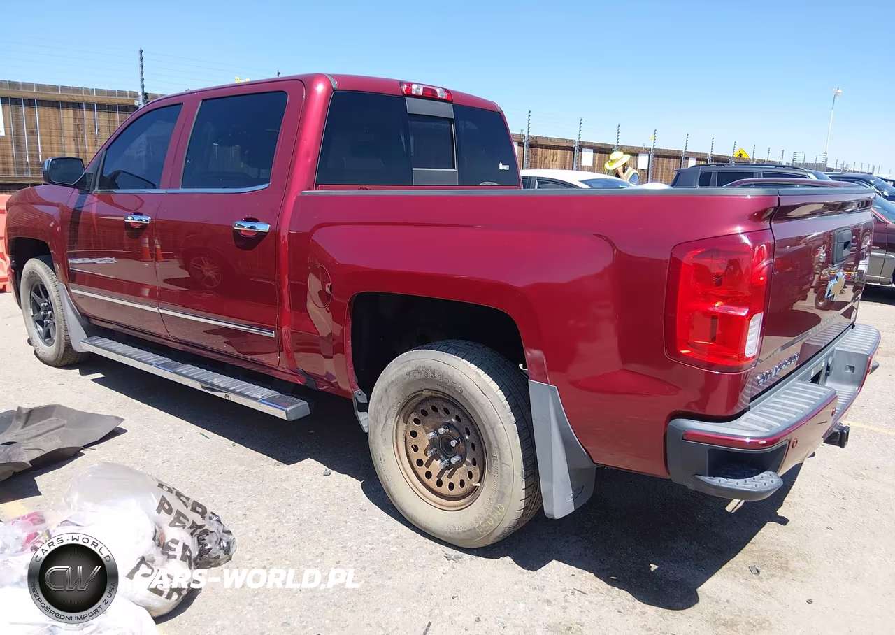 2018 Chevrolet Silverado 1500 High Country VIN:3GCUKTEJ7JG153602 - 3