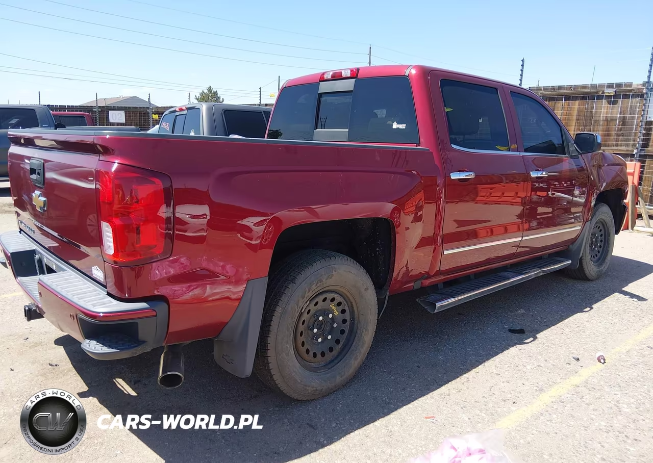 2018 Chevrolet Silverado 1500 High Country VIN:3GCUKTEJ7JG153602 - 4