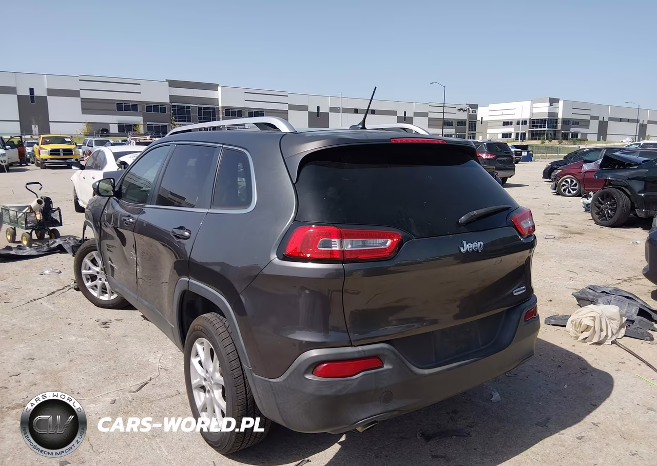 2014 Jeep Cherokee Latitude VIN:1C4PJLCB6EW305470 - 3