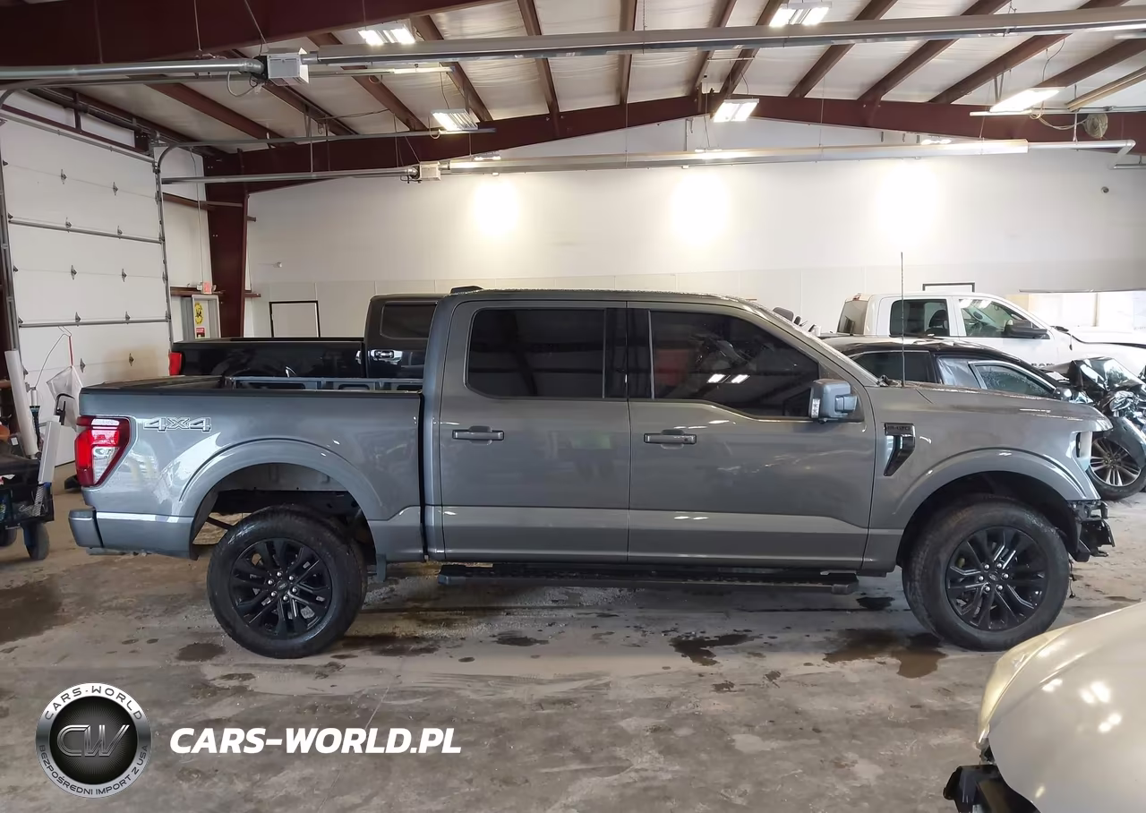 2025 Ford F-150 Xlt VIN:1FTFW3L59SFB79401 - 14