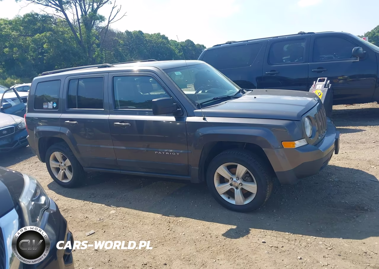 2016 Jeep Patriot Latitude VIN:1C4NJRFBXGD657052 - 13