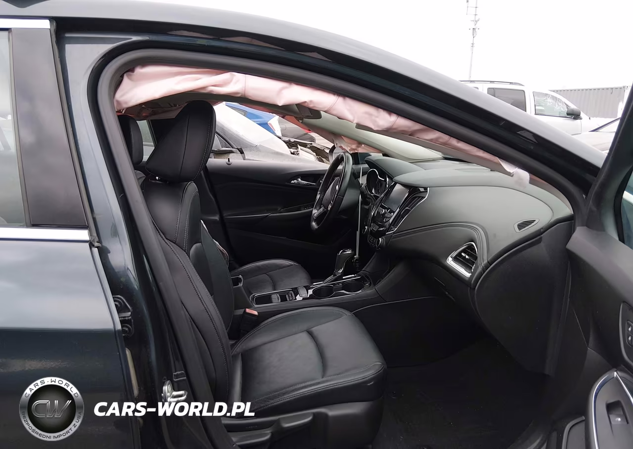 2017 Chevrolet Cruze Premier Auto VIN:3G1BF6SM7HS552747 - 5