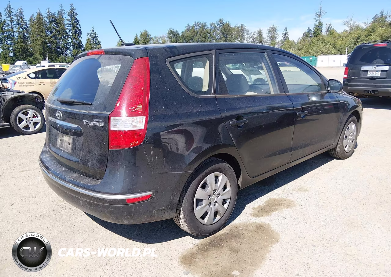 2010 Hyundai Elantra Touring Gls VIN:KMHDB8AE2AU052823 - 4
