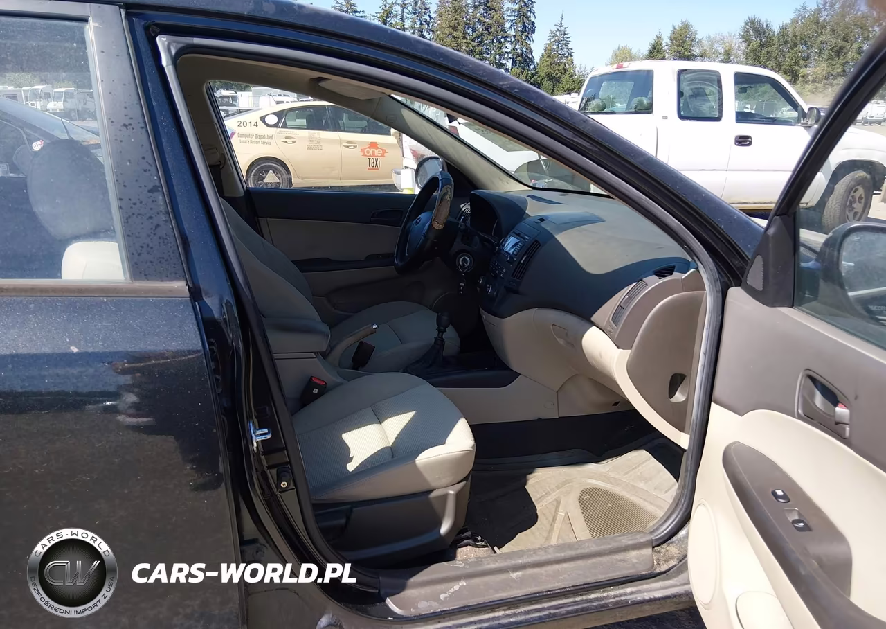 2010 Hyundai Elantra Touring Gls VIN:KMHDB8AE2AU052823 - 5