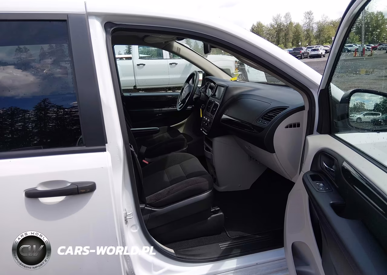 2019 Dodge Grand Caravan Se VIN:2C4RDGBG8KR527789 - 5