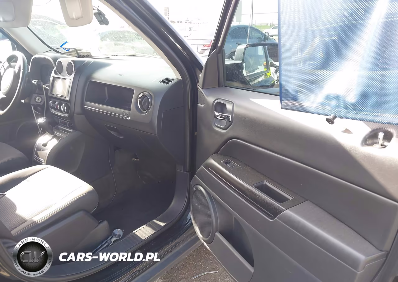 2014 Jeep Patriot Latitude VIN:1C4NJRFB7ED761253 - 5