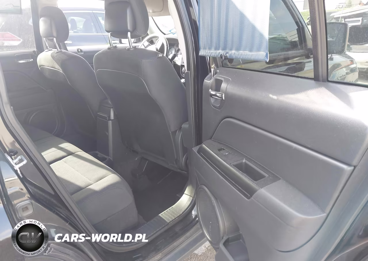 2014 Jeep Patriot Latitude VIN:1C4NJRFB7ED761253 - 8