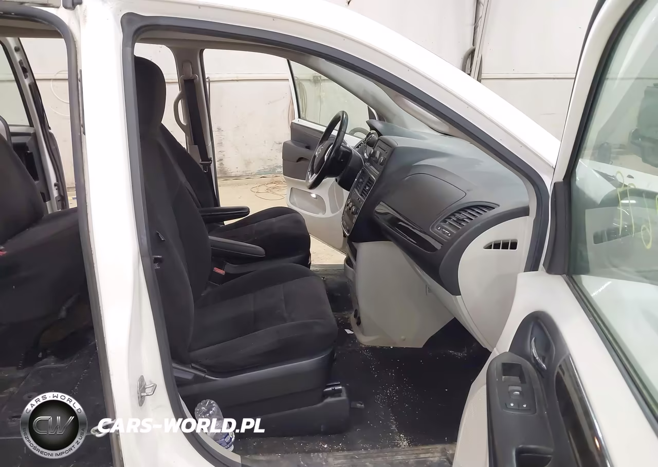 2013 Dodge Grand Caravan American Value Pkg VIN:2C4RDGBG4DR505596 - 5