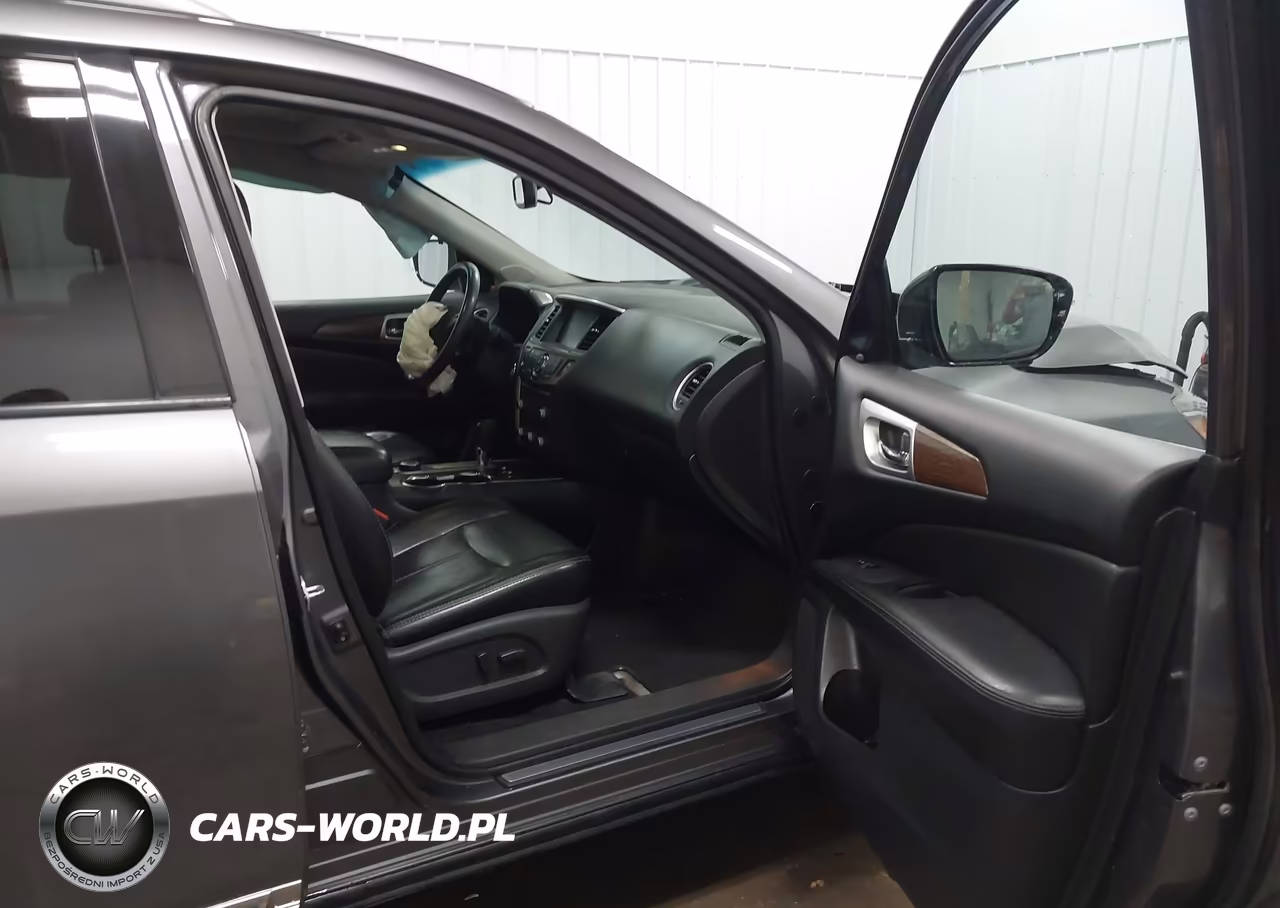 2017 Nissan Pathfinder Platinum VIN:5N1DR2MM1HC676625 - 5