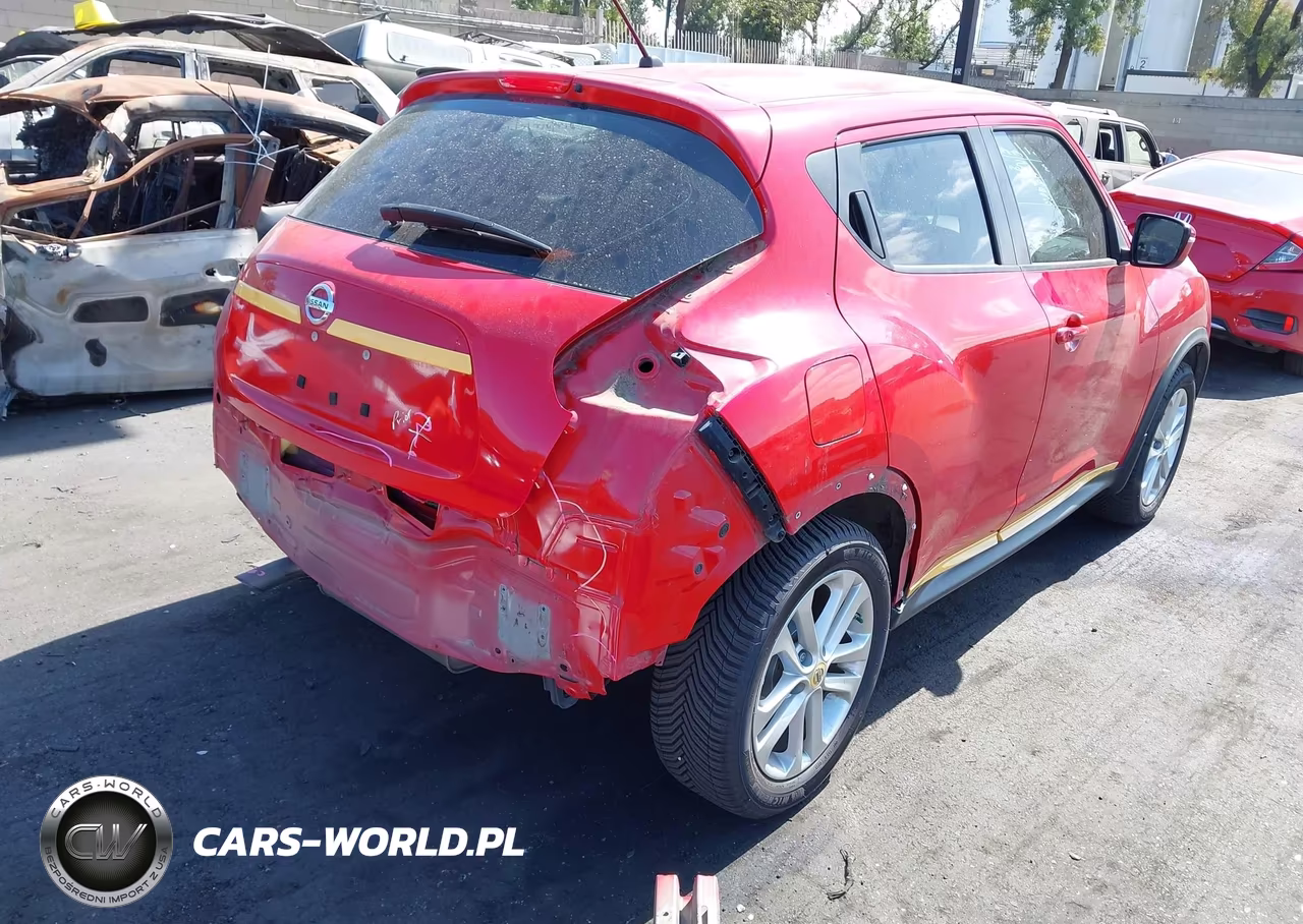 2016 Nissan Juke S VIN:JN8AF5MV0GT655200 - 4