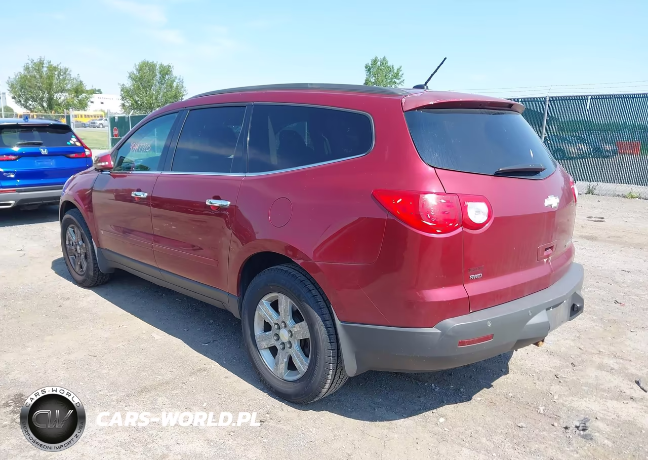 2010 Chevrolet Traverse Lt VIN:1GNLVFED7AS130223 - 3