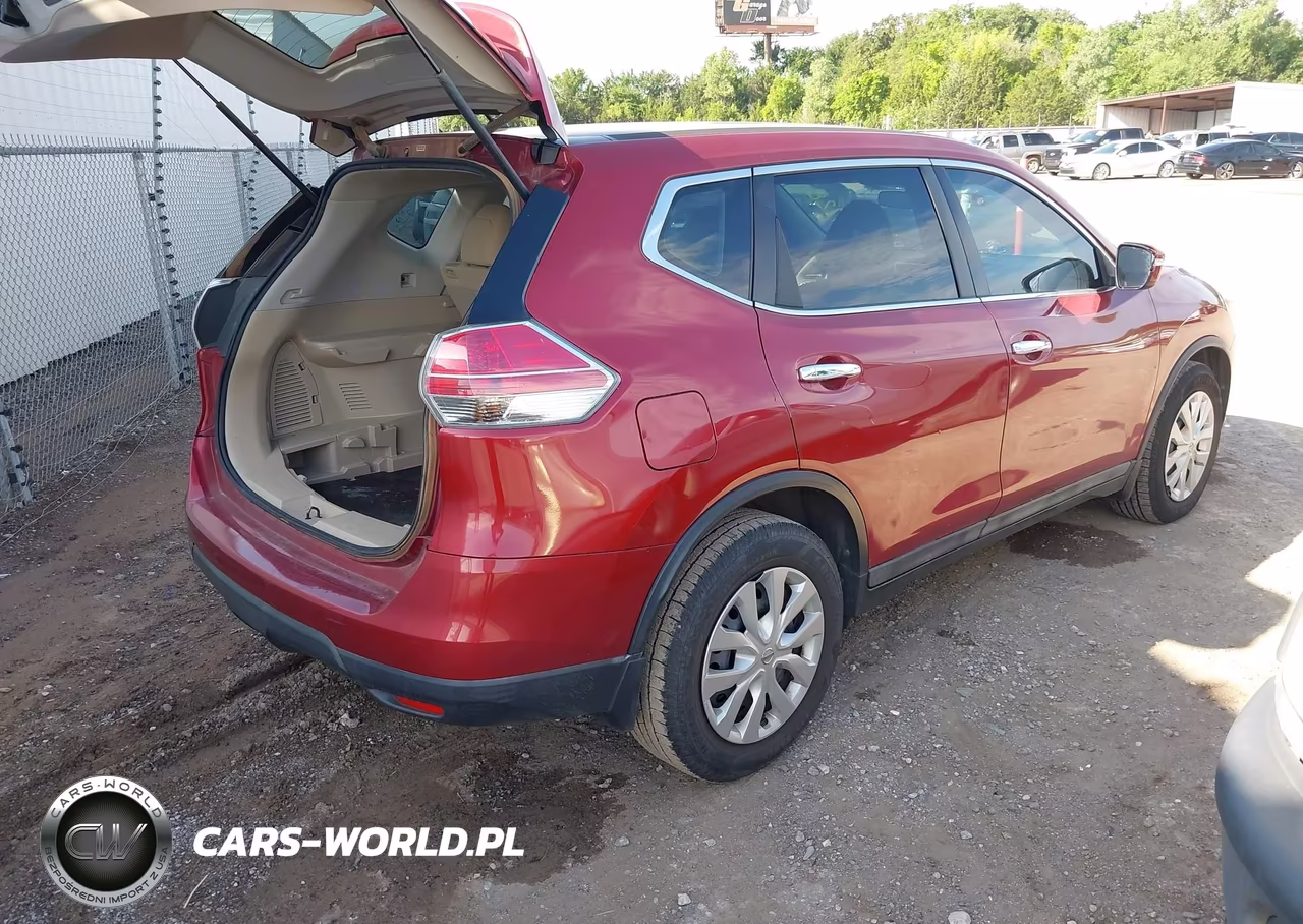 2015 Nissan Rogue S VIN:5N1AT2MT7FC786328 - 4