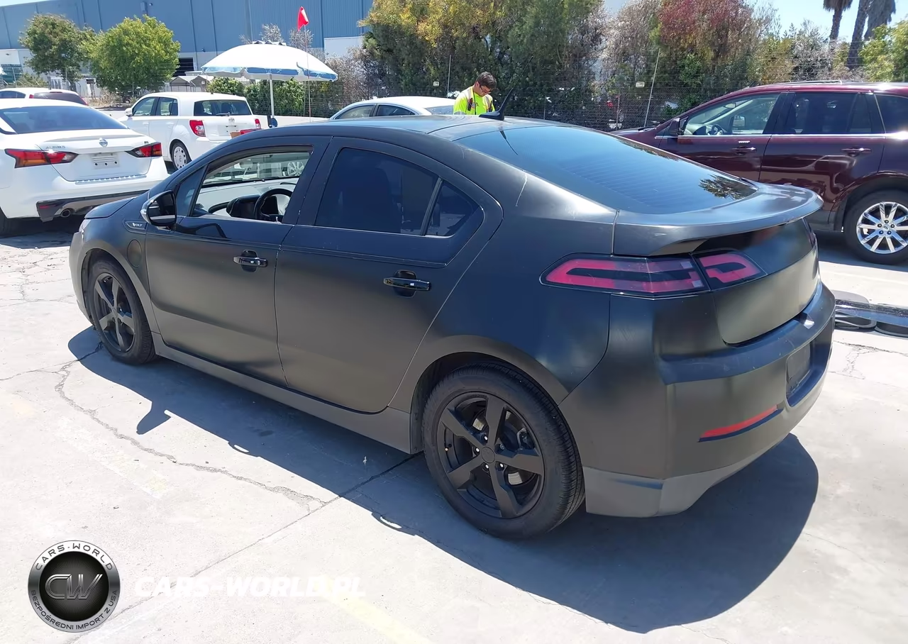 2014 Chevrolet Volt VIN:1G1RE6E47EU170470 - 3