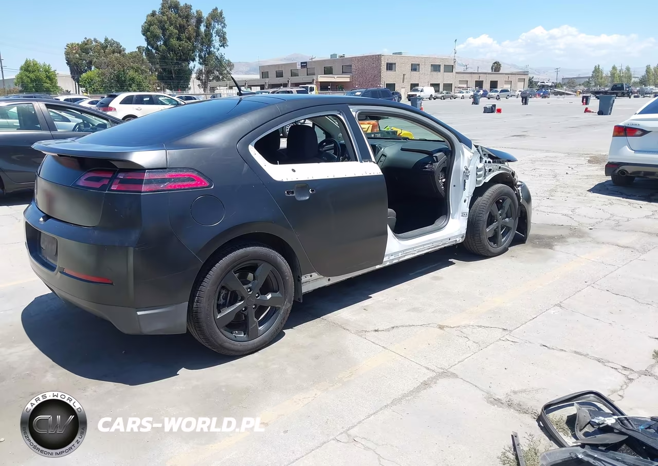 2014 Chevrolet Volt VIN:1G1RE6E47EU170470 - 4