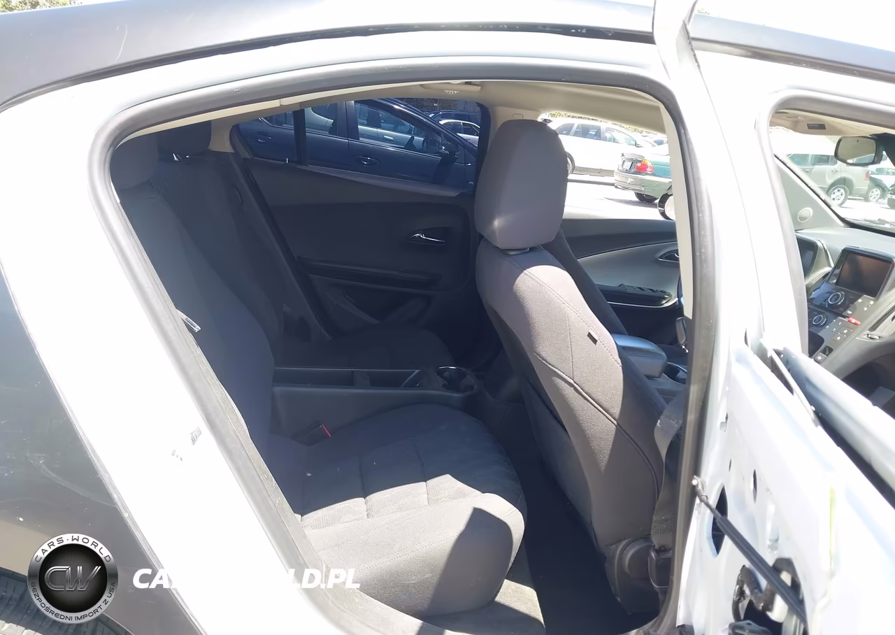 2014 Chevrolet Volt VIN:1G1RE6E47EU170470 - 8