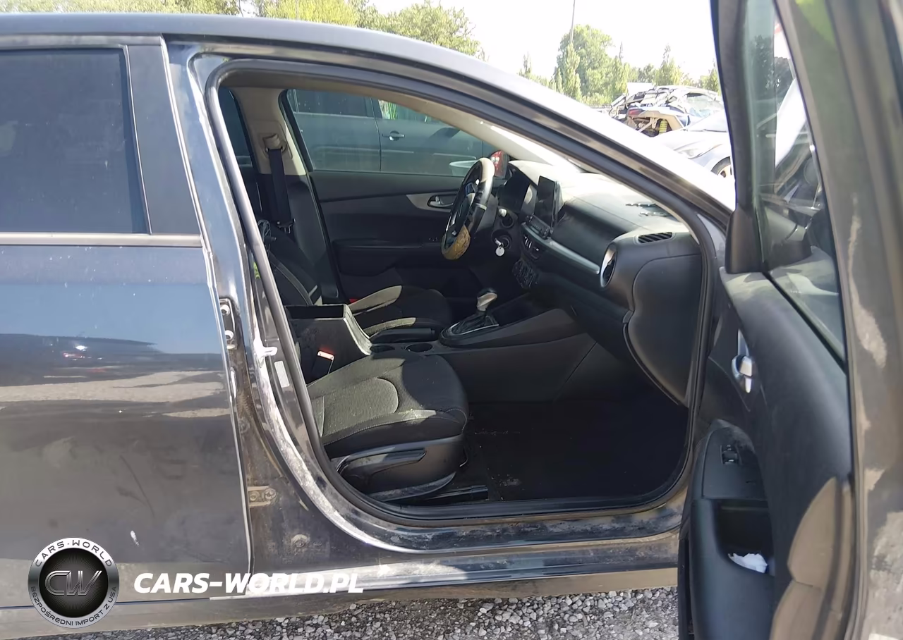 2021 Kia Forte Lxs VIN:3KPF24AD9ME413206 - 5