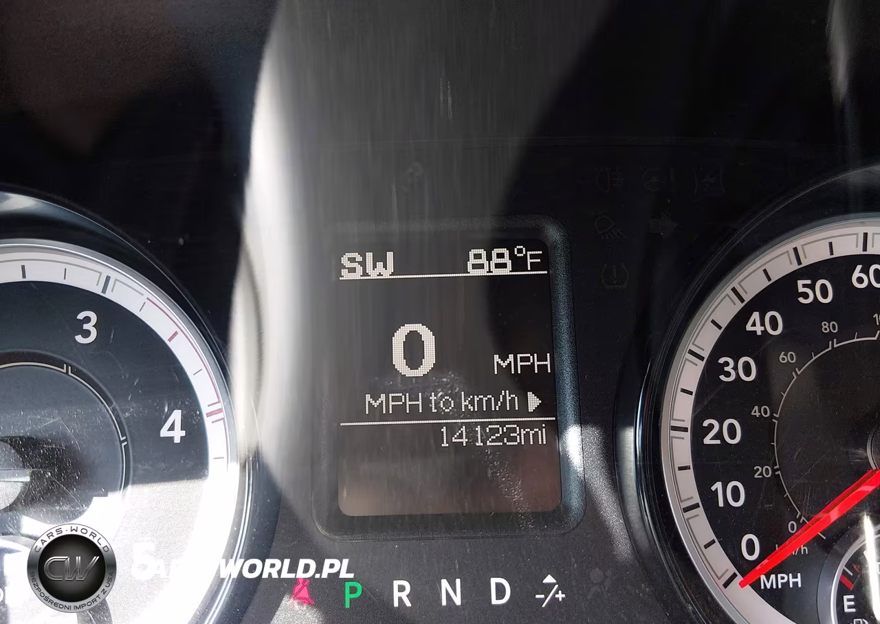 2017 Ram 3500 VIN:3C63R3GL6HG712774 - 16