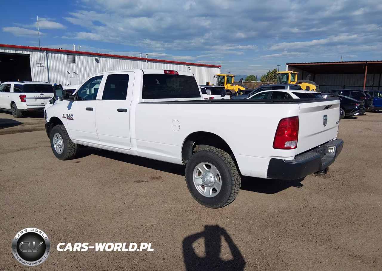 2017 Ram 3500 VIN:3C63R3GL6HG712774 - 3