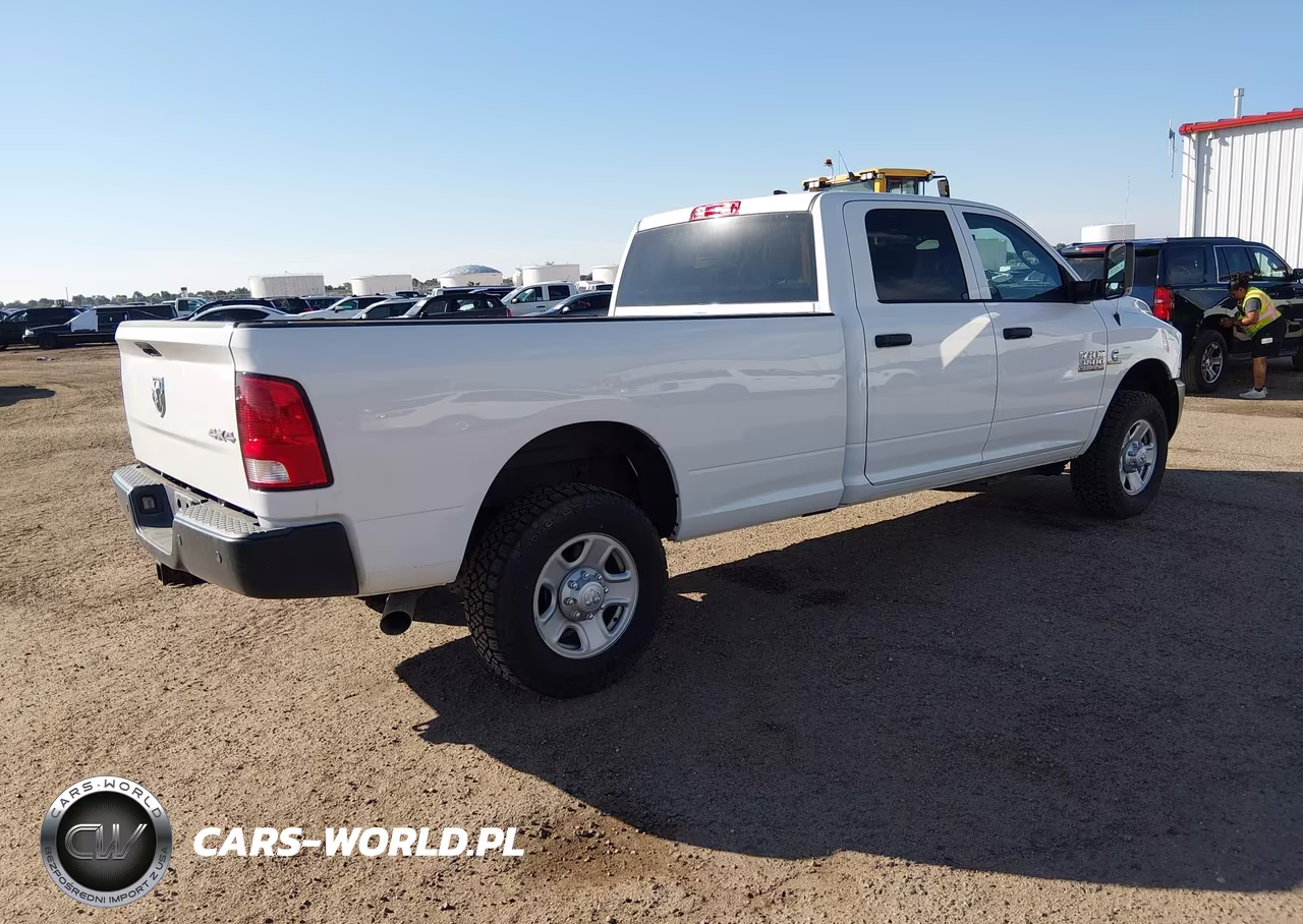 2017 Ram 3500 VIN:3C63R3GL6HG712774 - 4