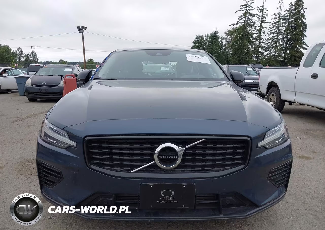 2021 Volvo S60 Recharge Plug-In Hybrid T8 R-Design Expression VIN:7JRBR0FZXMG109505 - 13