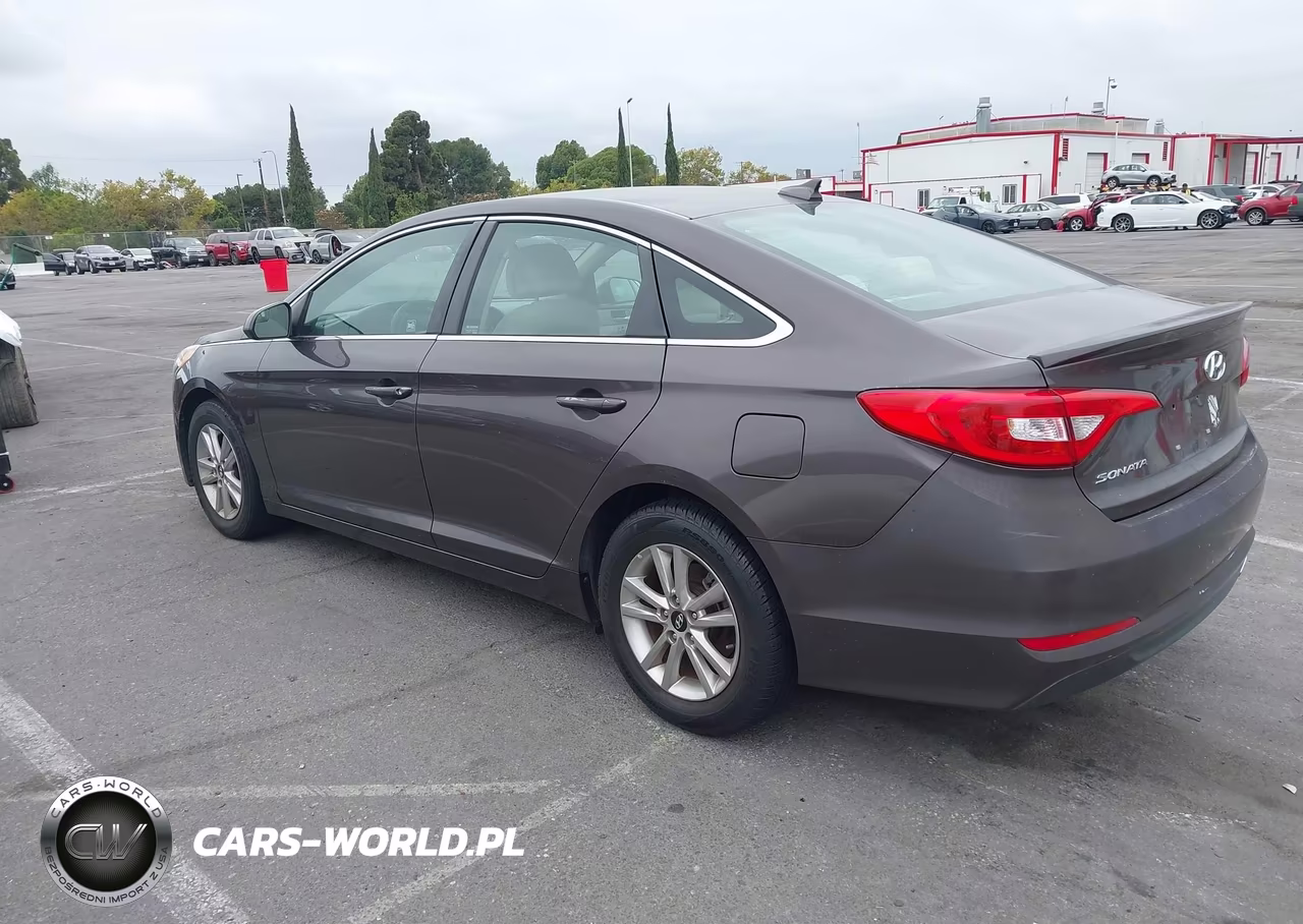 2016 Hyundai Sonata Se VIN:5NPE24AF3GH375971 - 3
