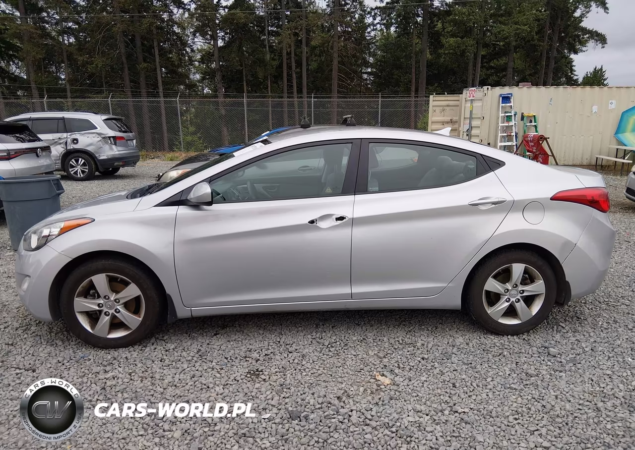 2013 Hyundai Elantra Gls VIN:KMHDH4AE5DU712218 - 13