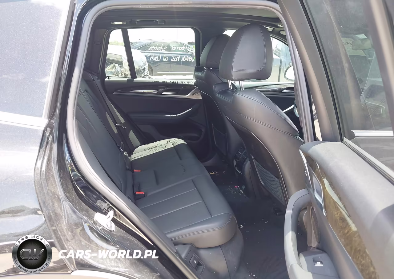 2018 BMW X3 xDrive30I VIN:5UXTR9C58JLC68939 - 8