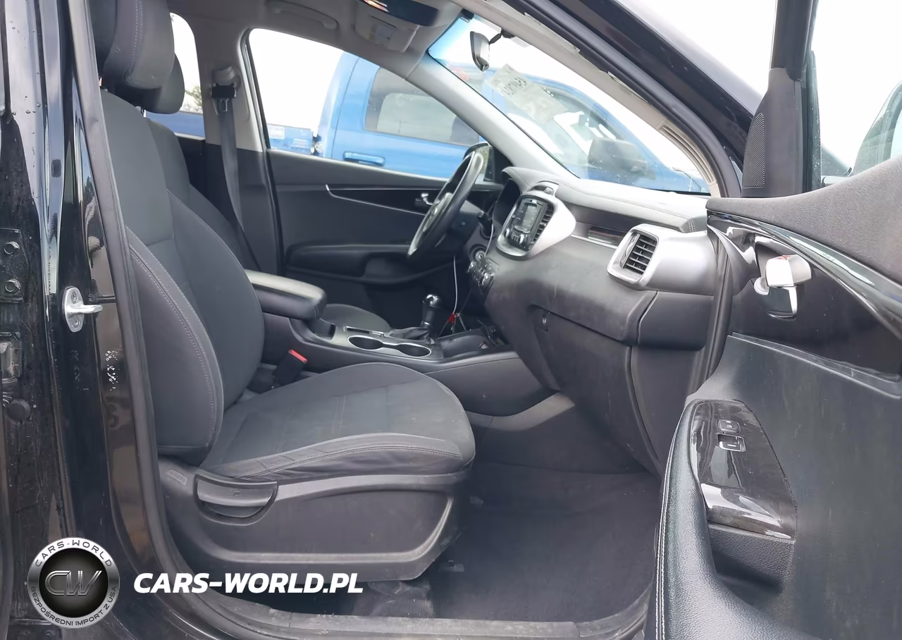 2017 Kia Sorento 3.3L Lx VIN:5XYPGDA54HG192637 - 5