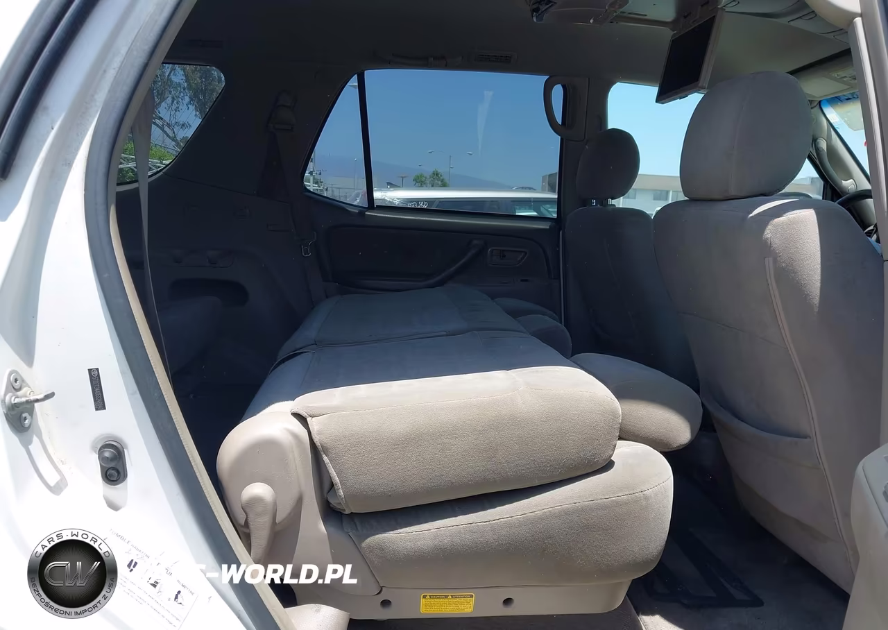 2005 Toyota Sequoia Sr5 V8 VIN:5TDZT34A05S248840 - 8