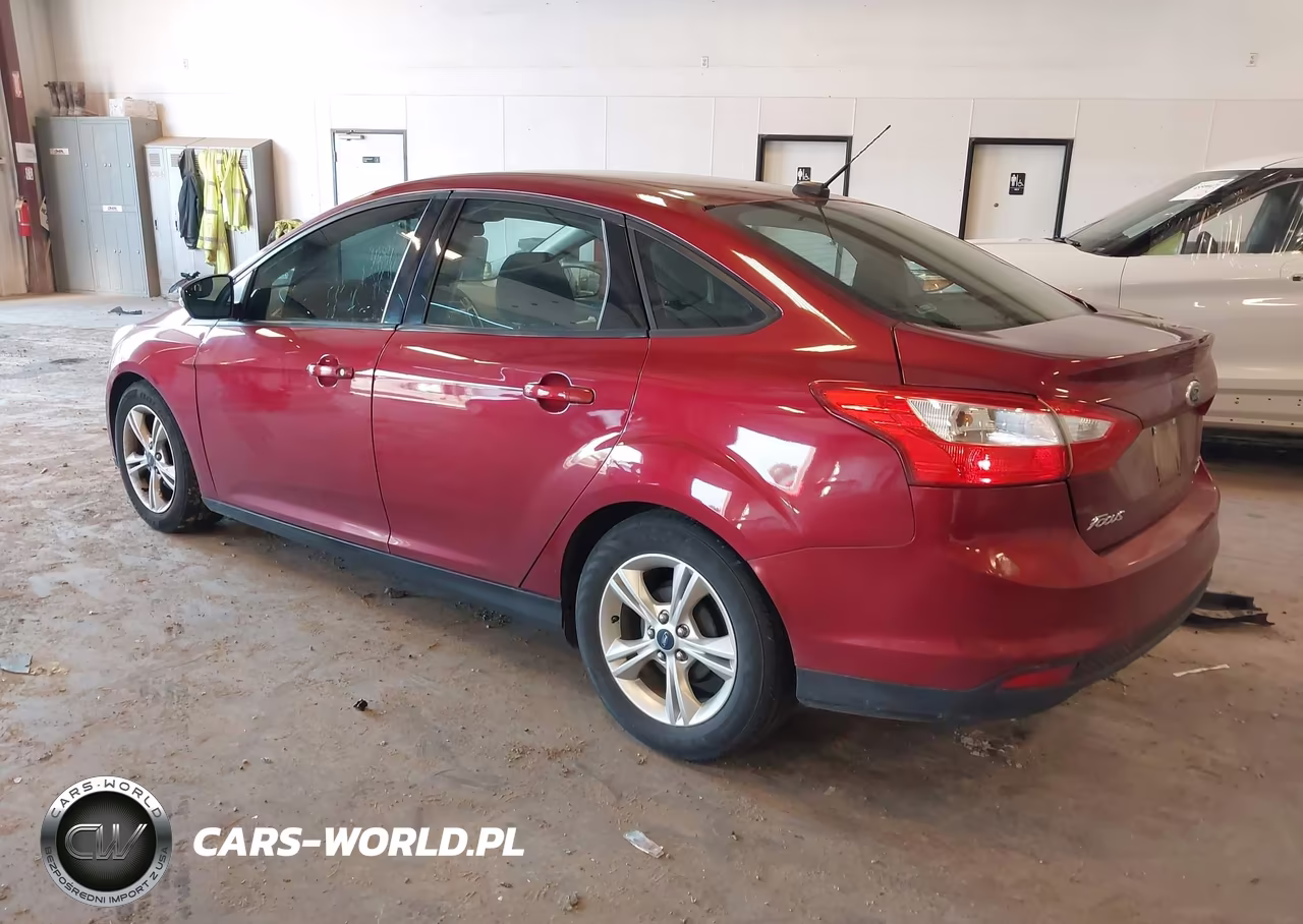 2014 Ford Focus Se VIN:1FADP3F25EL107760 - 3