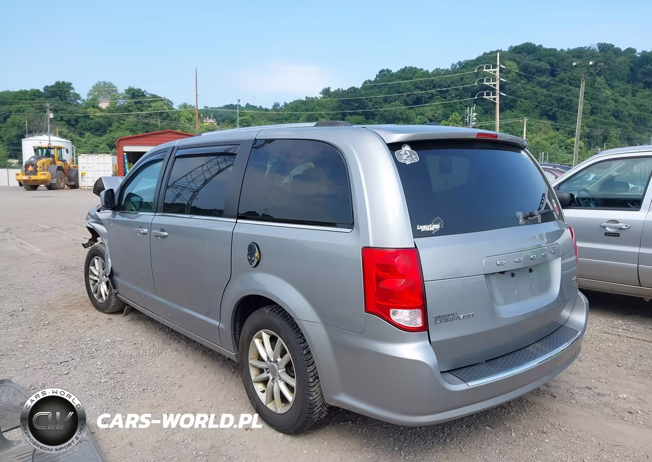 2018 Dodge Grand Caravan Sxt VIN:2C4RDGCG3JR302287 - 3