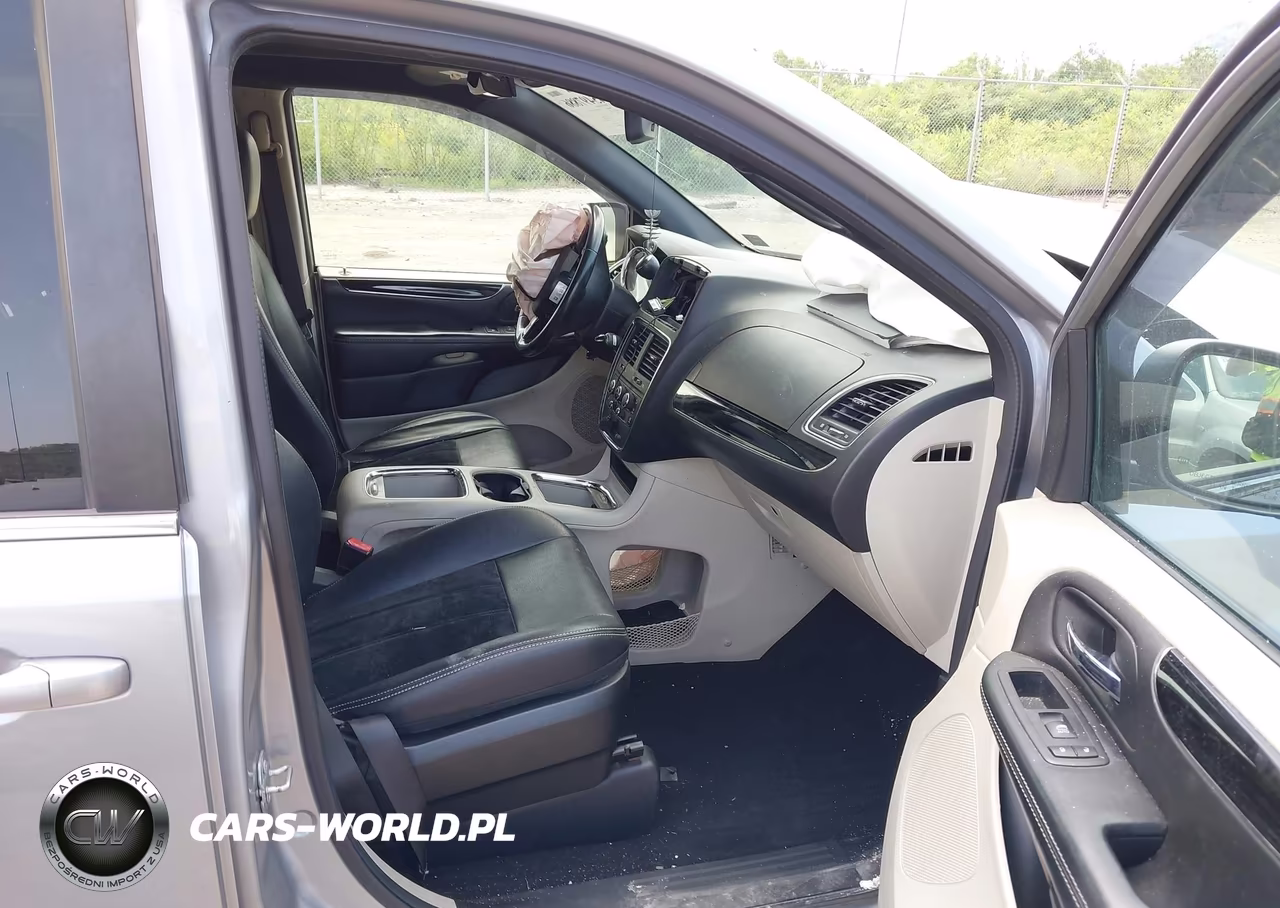 2018 Dodge Grand Caravan Sxt VIN:2C4RDGCG3JR302287 - 5