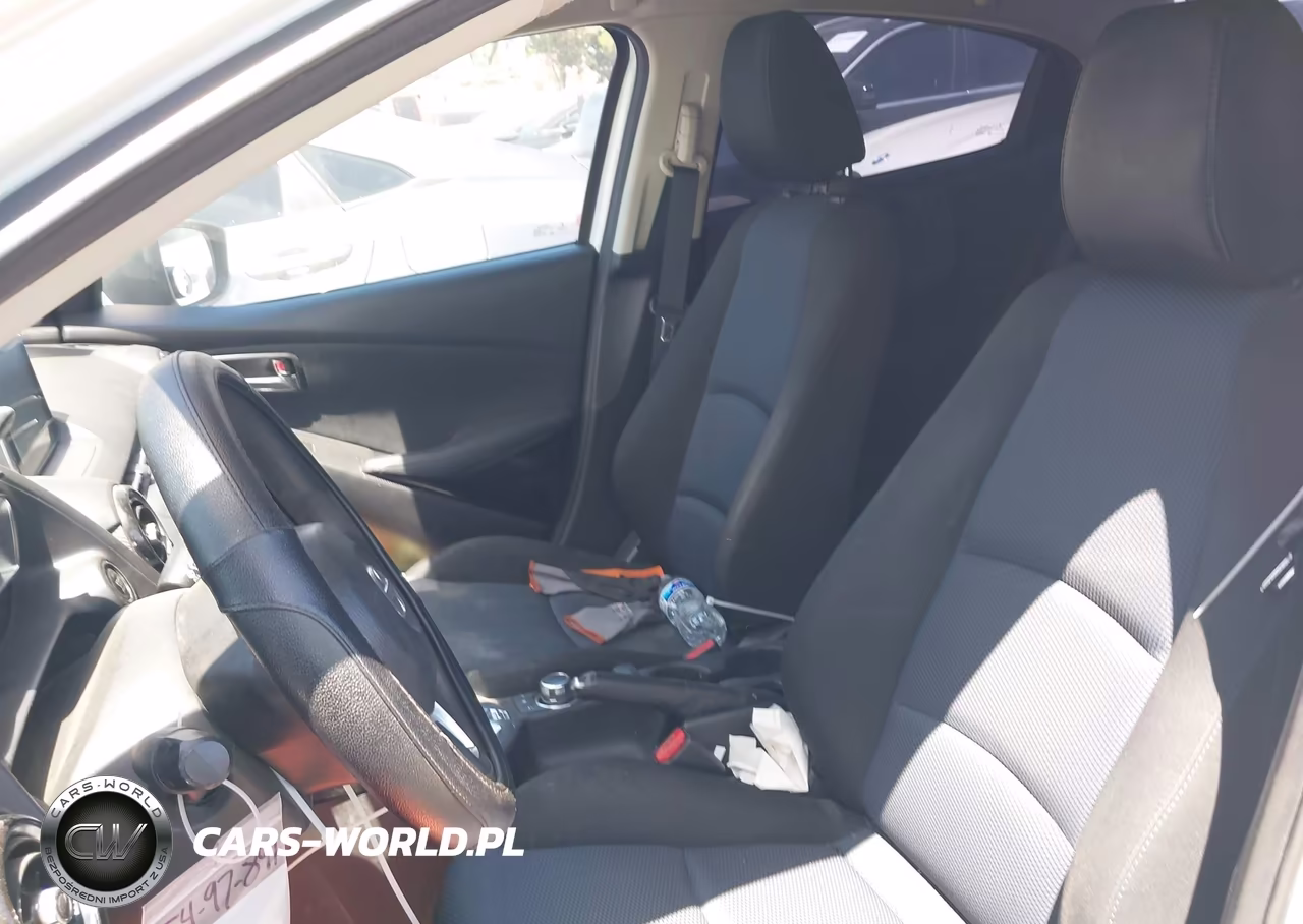 2016 Scion Ia VIN:3MYDLBZV8GY132914 - 19