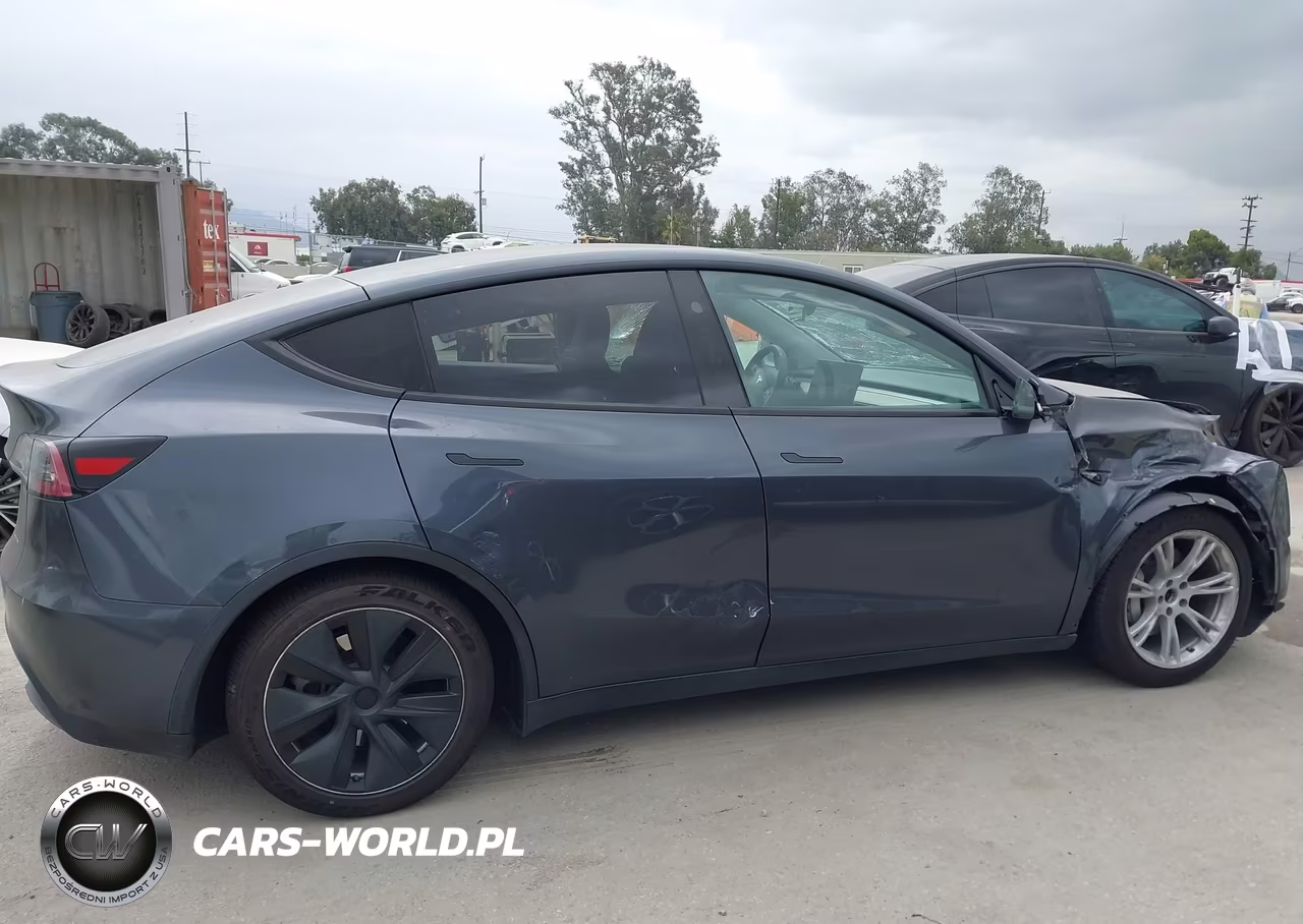 2023 Tesla Model Y Awd-Long Range Dual Motor All-Wheel Drive VIN:7SAYGAEE5PF909942 - 14