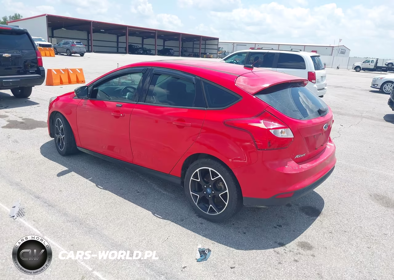 2012 Ford Focus Se VIN:1FAHP3K28CL408933 - 3