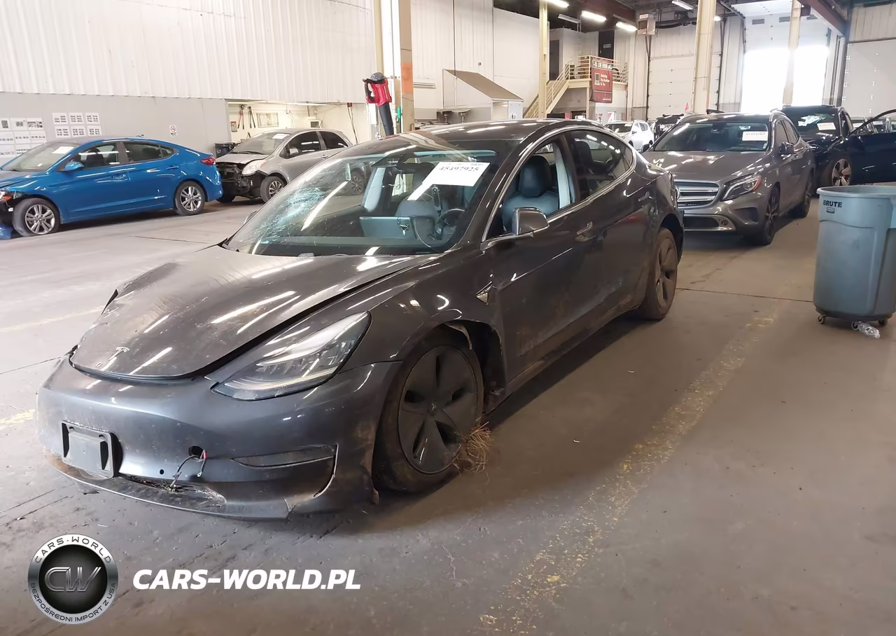 2018 Tesla Model 3 Long Range-Mid Range VIN:5YJ3E1EA9JF158037 - 2