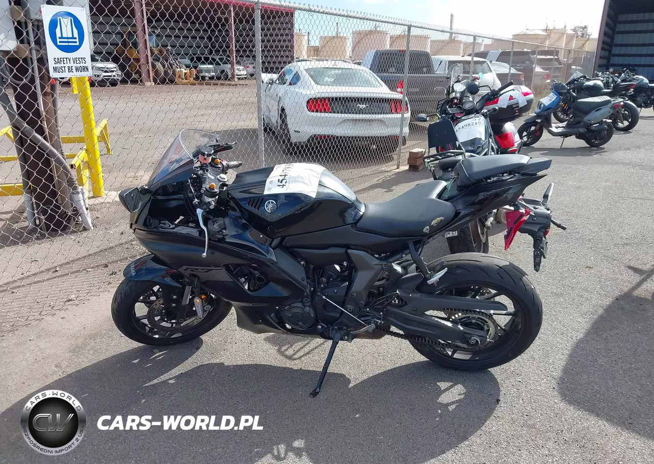 2025 Yamaha Yzfr7 VIN:JYARM38E8SA016744 - 13