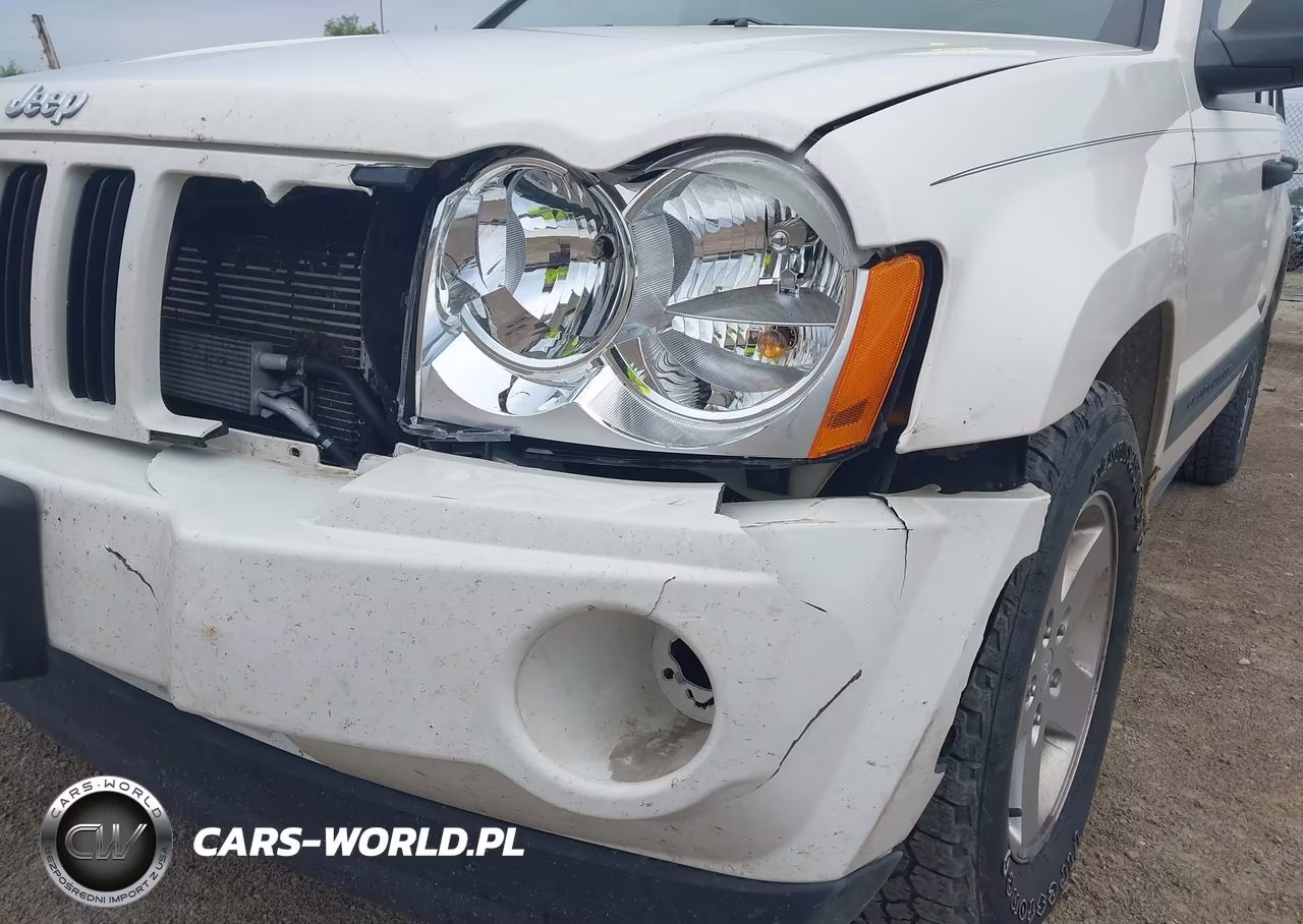2005 Jeep Grand Cherokee Laredo VIN:1J4GR48KX5C542336 - 6