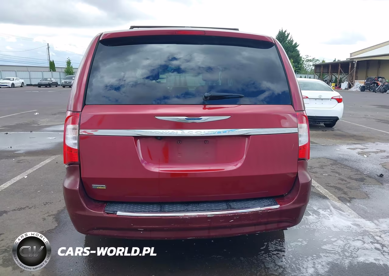 2014 Chrysler Town & Country Touring VIN:2C4RC1BGXER326903 - 13