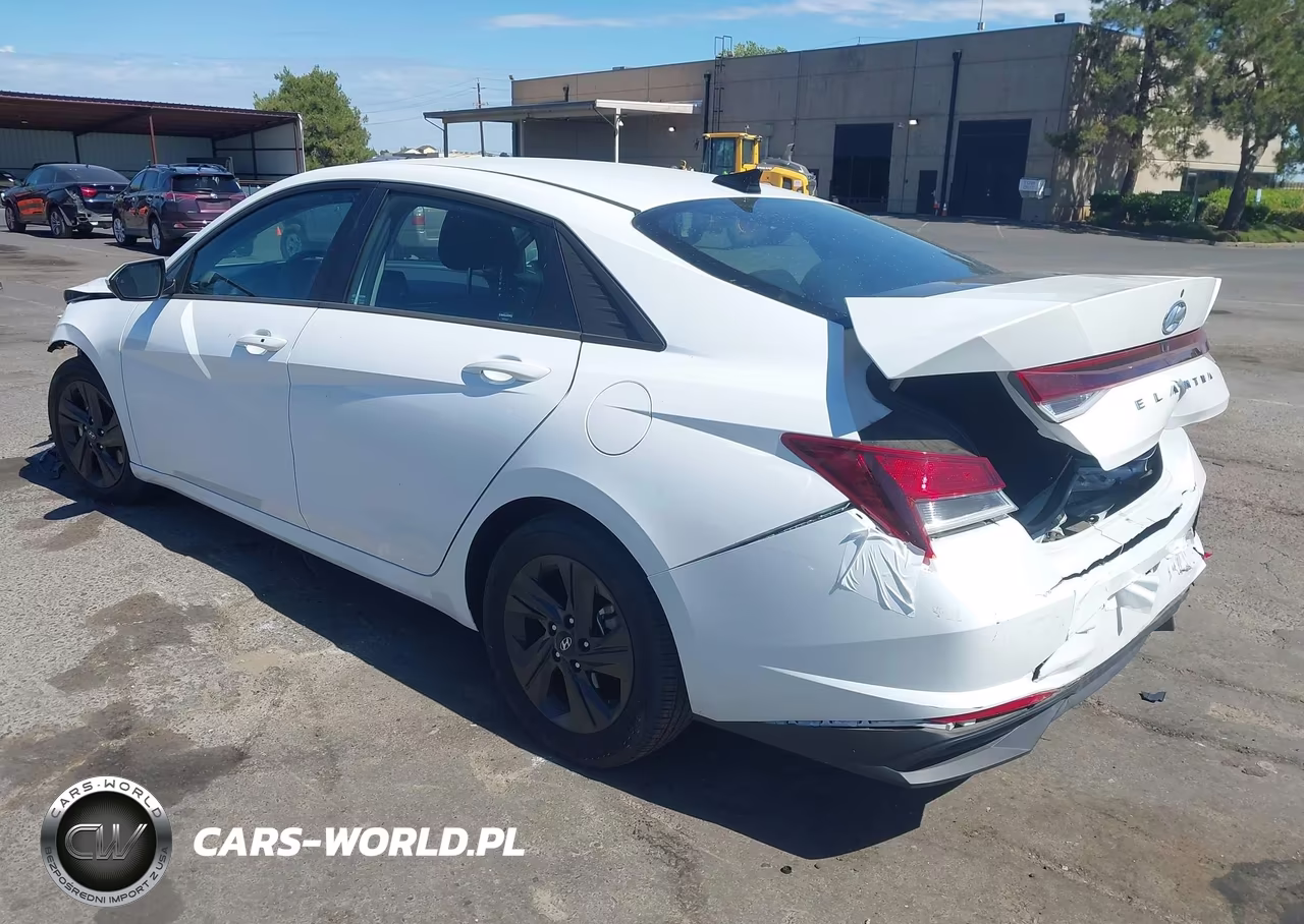 2022 Hyundai Elantra Sel VIN:5NPLM4AG0NH065235 - 3