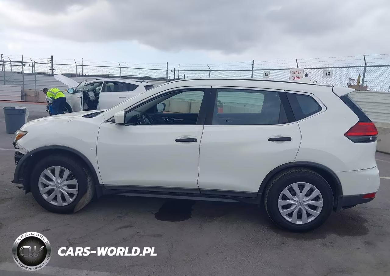 2017 Nissan Rogue S VIN:5N1AT2MT0HC742478 - 15