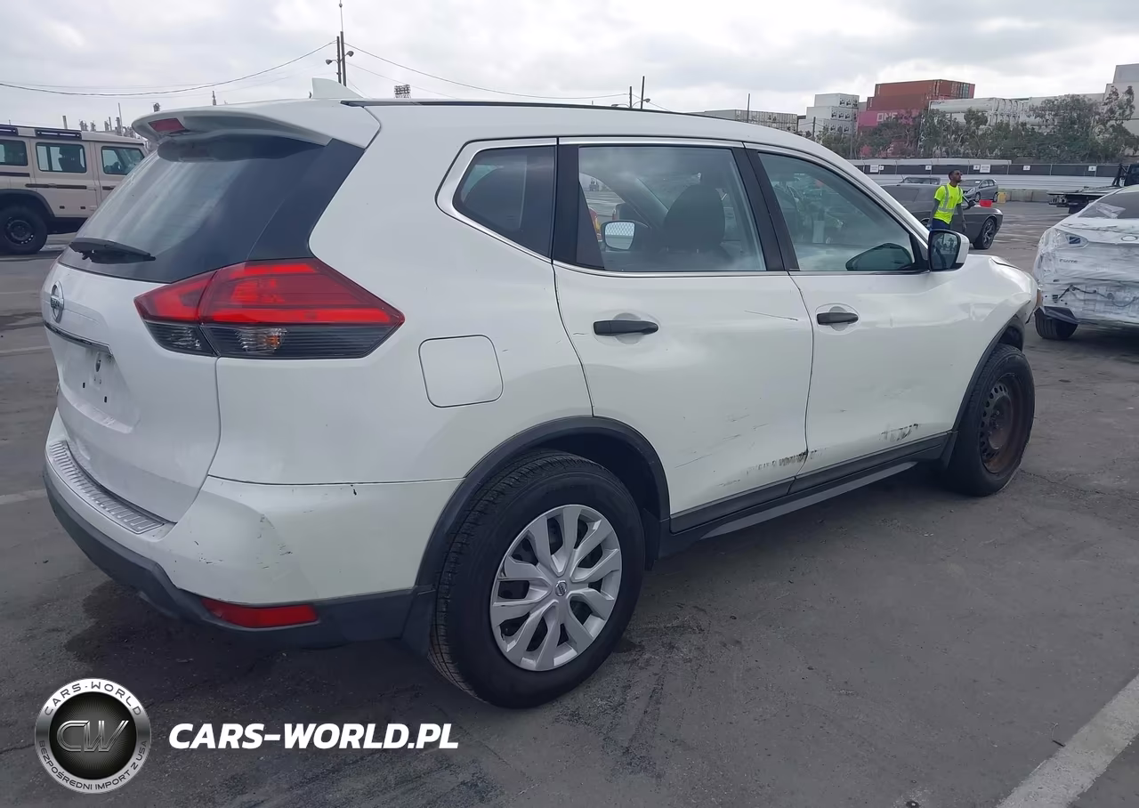 2017 Nissan Rogue S VIN:5N1AT2MT0HC742478 - 4