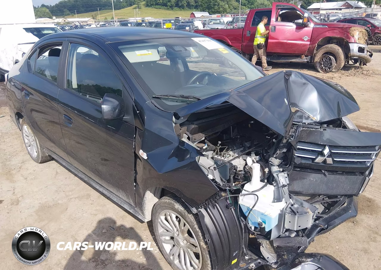 2024 Mitsubishi Mirage G4 Le – zdjęcie 1 z 17