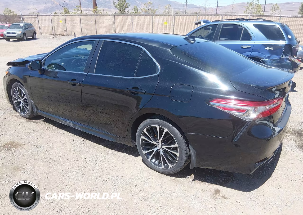 2019 Toyota Camry Se VIN:4T1B11HK1KU700750 - 3