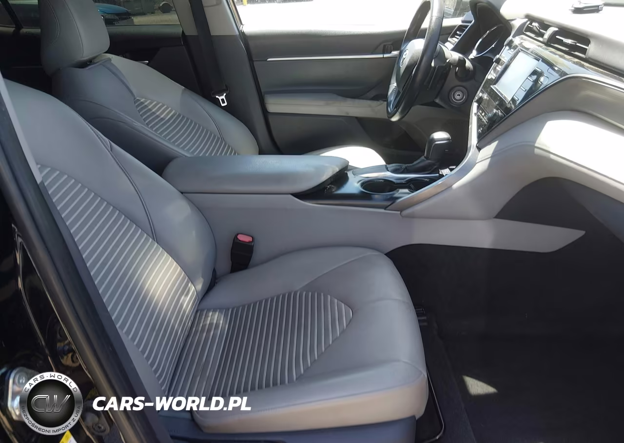 2019 Toyota Camry Se VIN:4T1B11HK1KU700750 - 5