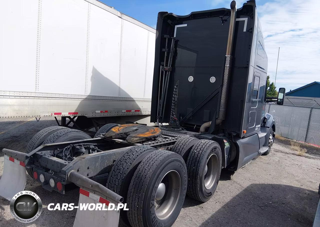 2021 Kenworth T680 VIN:1XKYDP9X3MJ440881 - 4