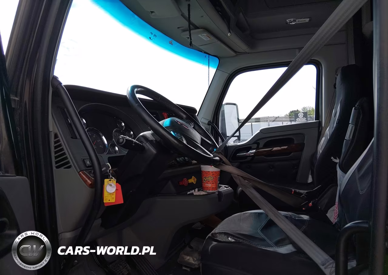 2021 Kenworth T680 VIN:1XKYDP9X3MJ440881 - 7