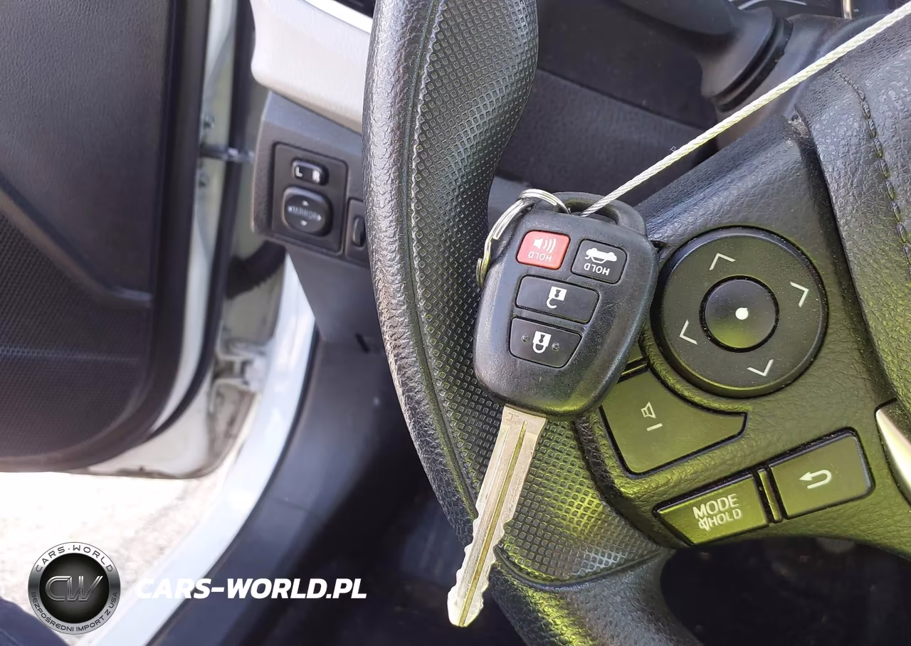 2015 Toyota Corolla Le VIN:5YFBURHE2FP233474 - 11